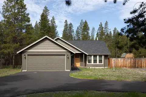 55659 Swan Rd, Bend, OR 97707 photo 3