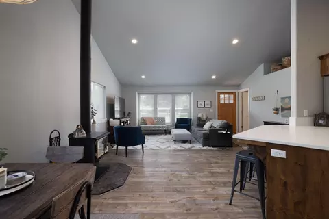 55659 Swan Rd, Bend, OR 97707 photo 4
