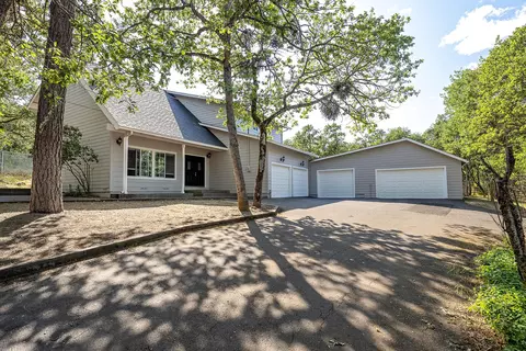 160 Sterling Creek Rd, Jacksonville, OR 97530