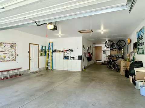 17692 Rogue Ln, Sunriver, OR 97707 photo 26