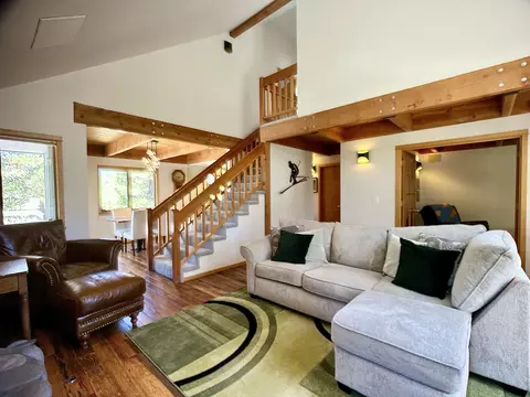 17692 Rogue Ln, Sunriver, OR 97707 photo 4