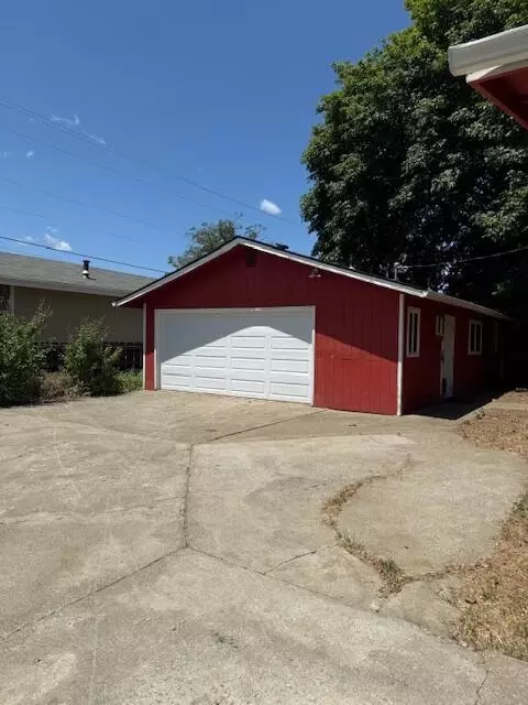 Other - 236 S Caves Ave, Cave Junction, OR 97523 photo 11 of 17