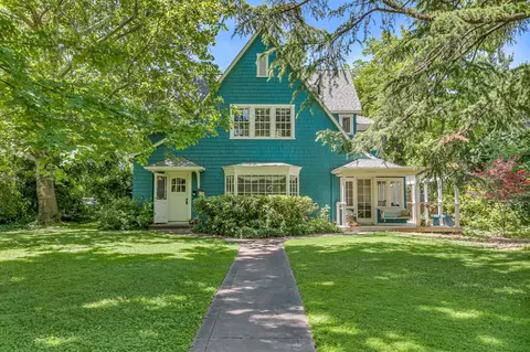 1100 S Oakdale Ave, Medford, OR 97501