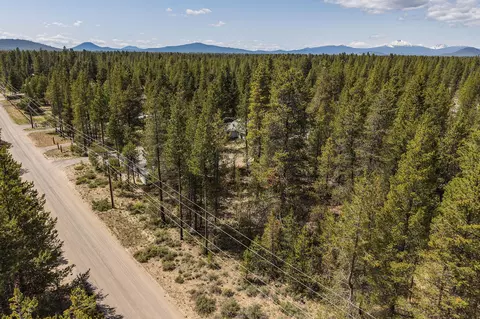 16164 Leona Ln, La Pine, OR 97739