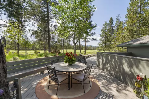 57625 Red Cedar Ln #40, Sunriver, OR 97707