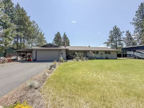 61300 King Solomon Ln, Bend, OR 97702