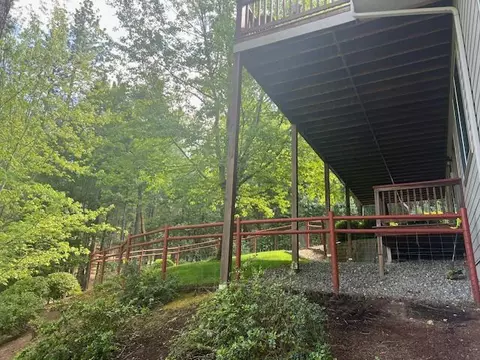 Exterior - 1280 Marcy Loop Rd, Grants Pass, OR 97527 photo 11 of 14