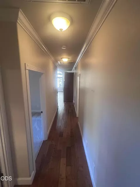 Entry Way - 1280 Marcy Loop Rd, Grants Pass, OR 97527 photo 1 of 3