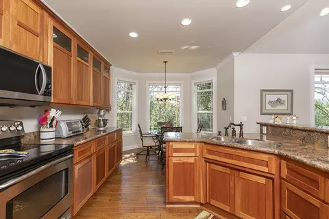Kitchen - 1280 Marcy Loop Rd, Grants Pass, OR 97527 photo 1 of 2