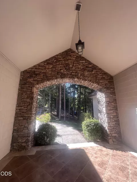 Exterior - 1280 Marcy Loop Rd, Grants Pass, OR 97527 photo 2 of 11