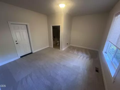 Bedroom - 1280 Marcy Loop Rd, Grants Pass, OR 97527 photo 4 of 4