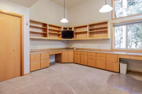58160 Mcnary Ln, Sunriver, OR 97707 photo 17