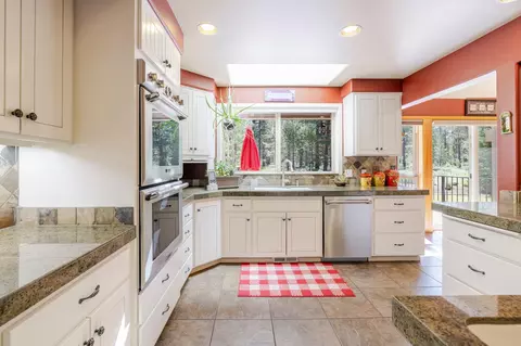 58160 Mcnary Ln, Sunriver, OR 97707 photo 10