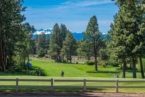 20386 White Pass, Bend, OR 97702