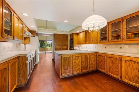 Kitchen - 20386 White Pass, Bend, OR 97702 photo 3 of 5