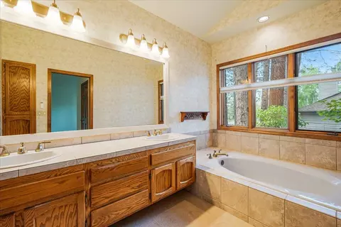 Bath - 20386 White Pass, Bend, OR 97702 photo 1 of 3