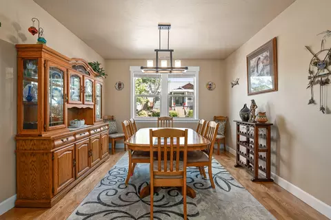 4 Meadowfield Cir, Eagle Point, OR 97524 photo 5
