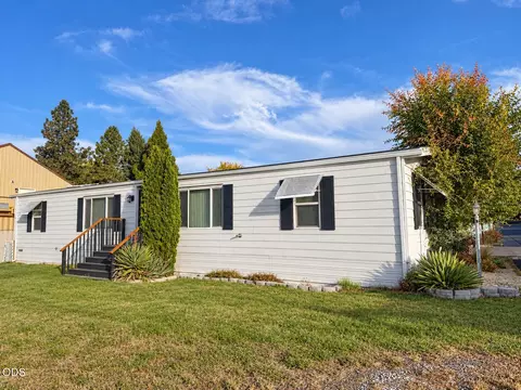 4741 S 6th # 26, Klamath Falls, OR 97603