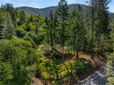 Other - 905 Summit Loop, Grants Pass, OR 97527 photo 3 of 9
