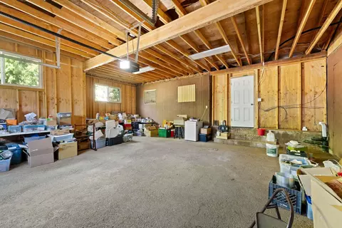 Other - 905 Summit Loop, Grants Pass, OR 97527 photo 7 of 9