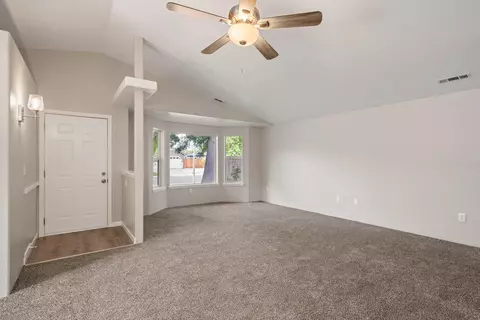 Living - 356 Candis Dr, Eagle Point, OR 97524 photo 5 of 5