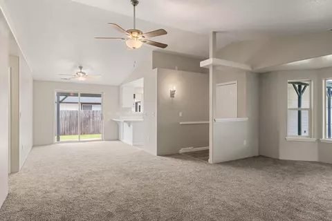 Living - 356 Candis Dr, Eagle Point, OR 97524 photo 4 of 5