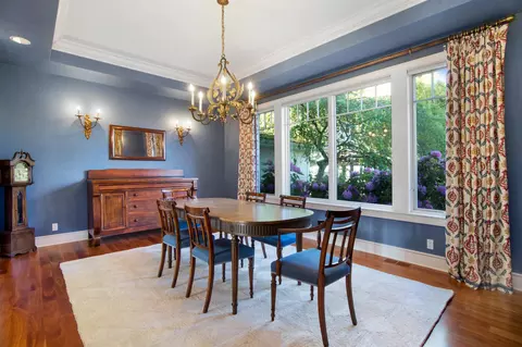 Dining - 64950 Collins Rd, Bend, OR 97703 photo 6 of 6