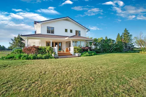 Exterior - 64950 Collins Rd, Bend, OR 97703 photo 7 of 23