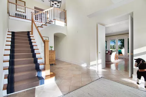 Entry Way - 64950 Collins Rd, Bend, OR 97703 photo 5 of 7