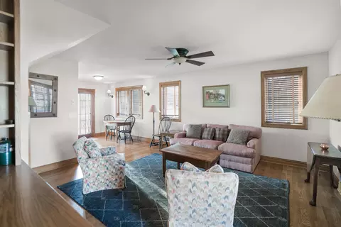 Living - 64950 Collins Rd, Bend, OR 97703 photo 9 of 9