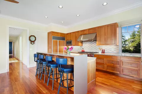 Kitchen - 64950 Collins Rd, Bend, OR 97703 photo 2 of 5