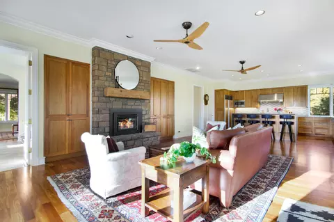 Living - 64950 Collins Rd, Bend, OR 97703 photo 3 of 9