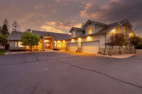 60485 Billadeau Rd, Bend, OR 97702