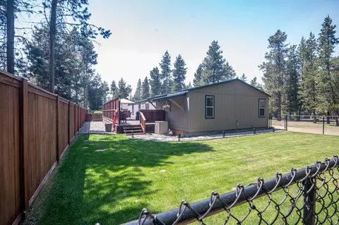 56304 Bufflehead Rd, Bend, OR 97707 photo 10