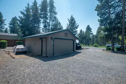 56304 Bufflehead Rd, Bend, OR 97707 photo 5