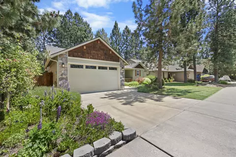 61314 Columbine Ln, Bend, OR 97702
