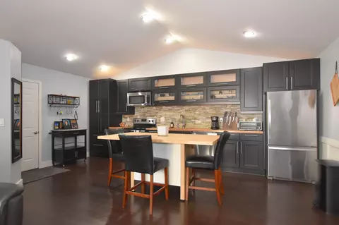 Kitchen - 2967 NE Stanton Ave, Bend, OR 97701 photo 1 of 7