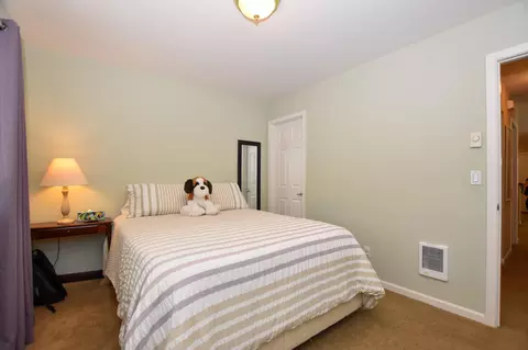 Bedroom - 2967 NE Stanton Ave, Bend, OR 97701 photo 5 of 7