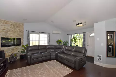 Other - 2967 NE Stanton Ave, Bend, OR 97701 photo 2 of 4