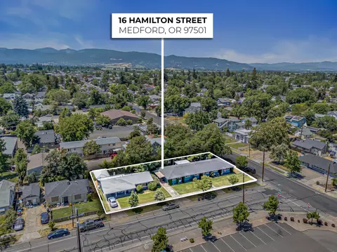 16 Hamilton St, Medford, OR 97501