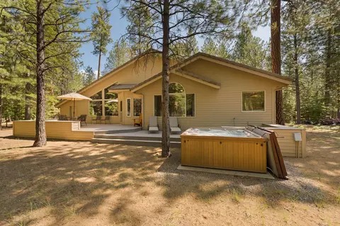 70255 Camaret #GM 403, Black Butte Ranch, OR 97759