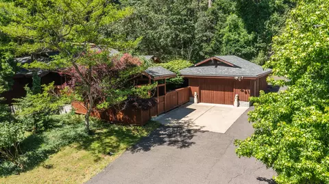 5070 Fox Hollow Rd, Eugene, OR 97405 photo 4