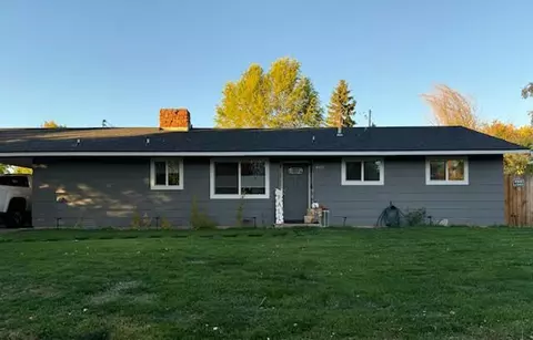 440 NE Chestnut St, Madras, OR 97741