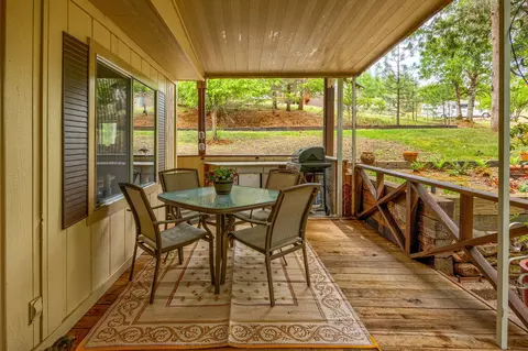 1250 Netherlands Rd, Trail, OR 97541 photo 10
