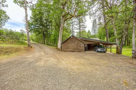 1250 Netherlands Rd, Trail, OR 97541 photo 29