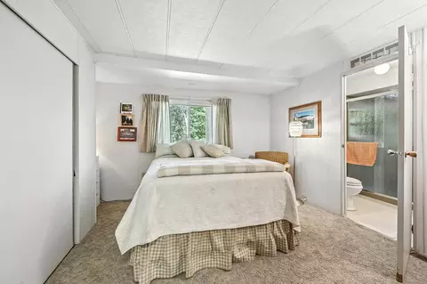 Bedroom - 1250 Netherlands Rd, Trail, OR 97541 photo 1 of 2