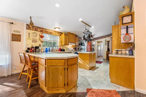 320 Fields Rd, Williams, OR 97544 photo 8