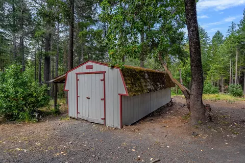 320 Fields Rd, Williams, OR 97544 photo 29
