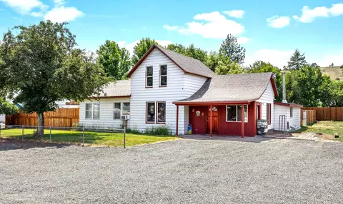 250 N Johnson Ave, Prairie City, OR 97869