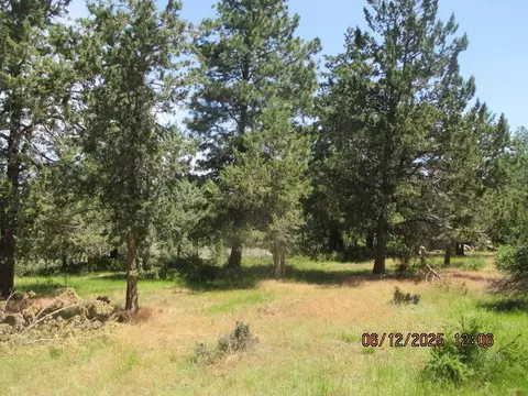 0 Coopers Hawk Rd #883, Klamath Falls, OR 97601